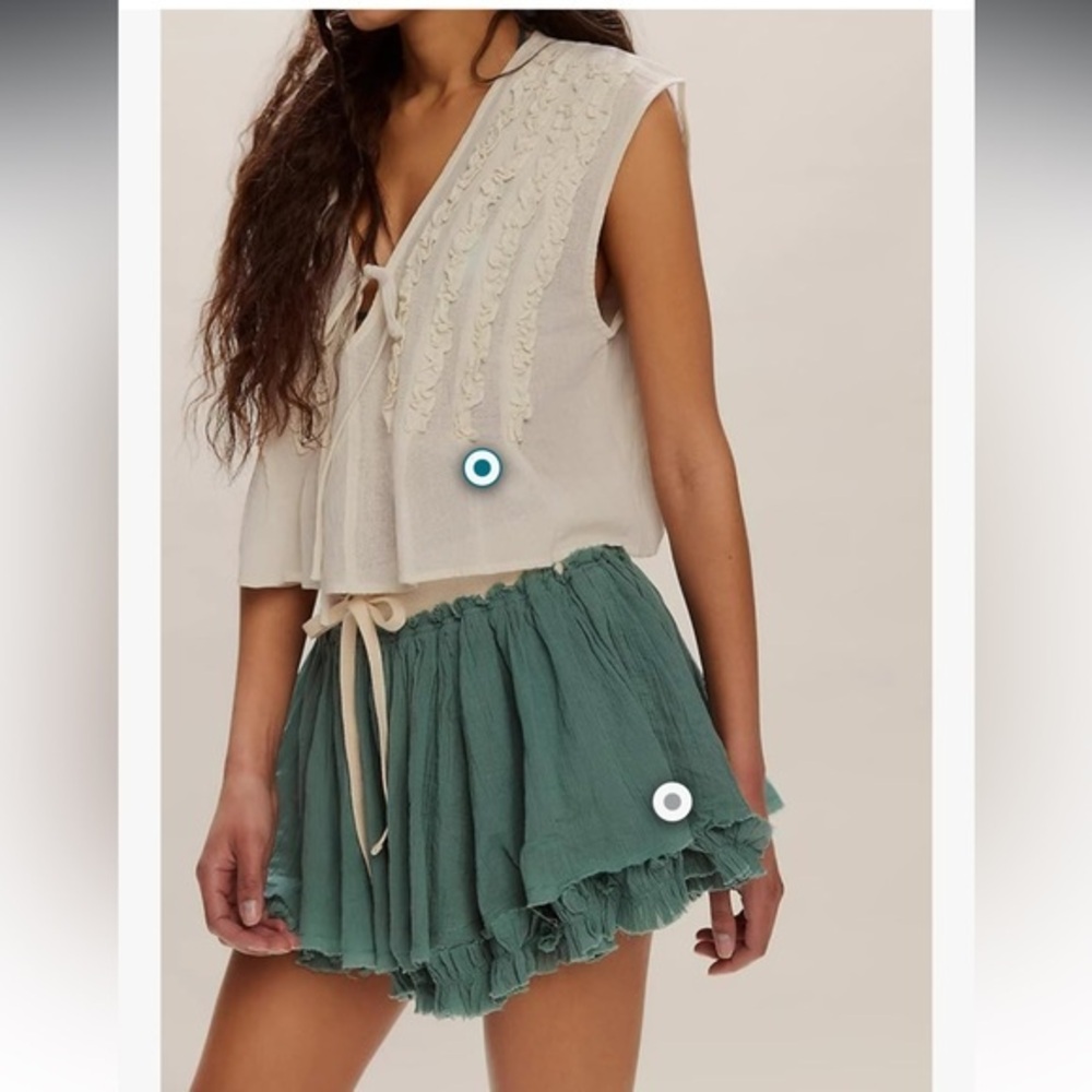 Tiered gauze mini skirt NWOT